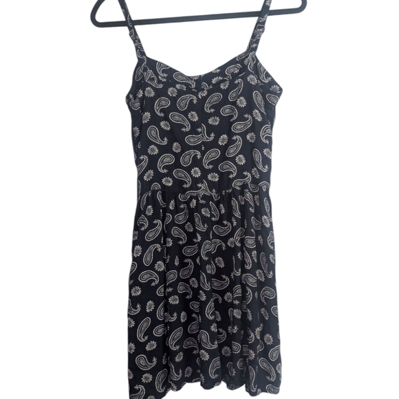 Levi's Black and White Spaghetti Strap Sundress Mini - Picture 2 of 5